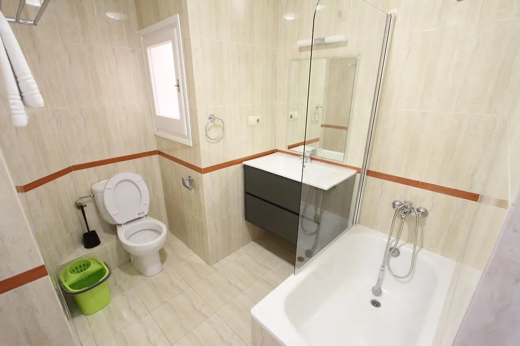 For A Stay Sant Jordi Salou 0*,  Spain
